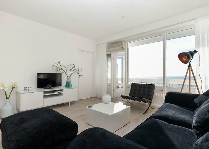 Sea View Apartment